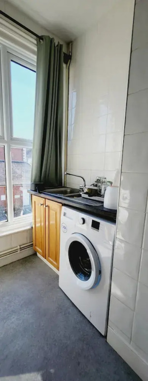 Ashford Cozy Apartment in Town Centre