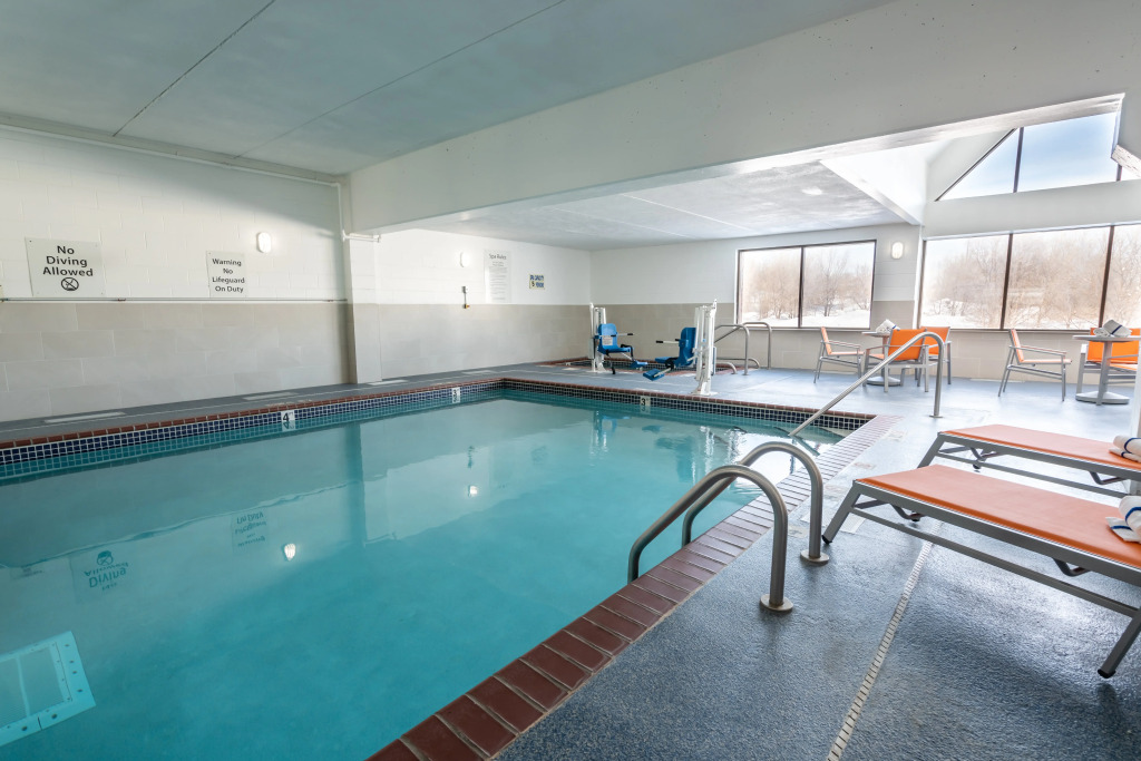 Holiday Inn Express Hotel & Suites Coon Rapids - Blaine Area by IHG