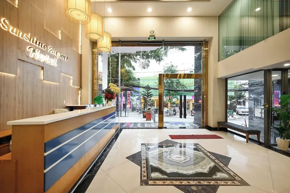 Sunshine Airport Hotel
