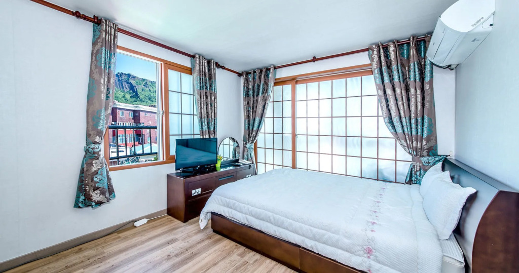 Sea Dragon Pension