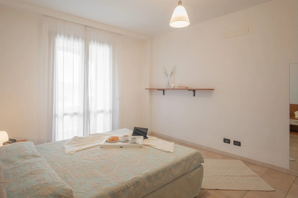 Stylish Residence Le Fontane 1 Bedroom Sleeps 4