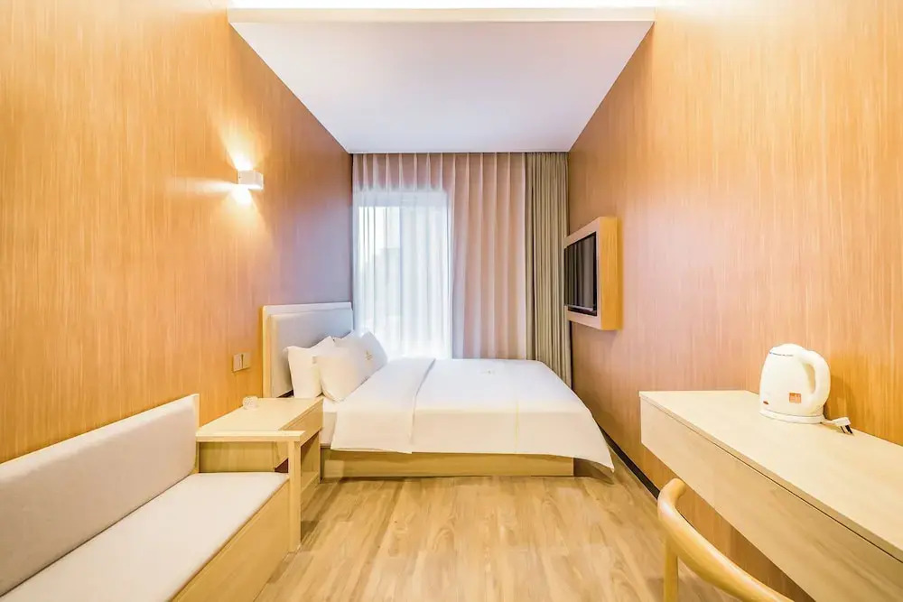Dequan Guangwai Hotel, near the Temple of Heaven