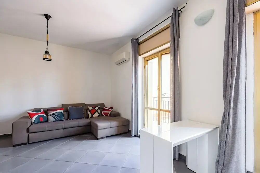 Revolutionary Apartment Near Duomo Station