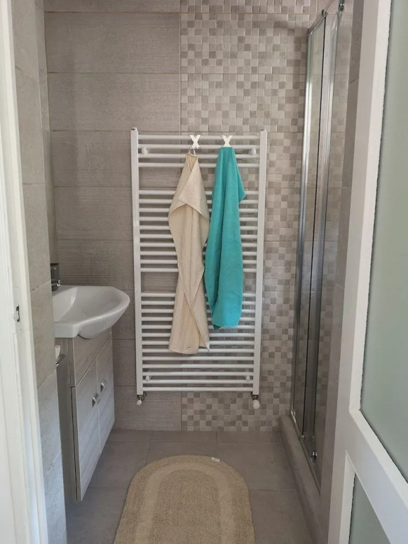 Á-B Apartman