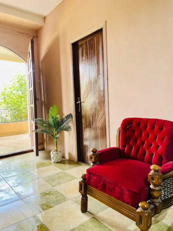 Narmar Hotel
