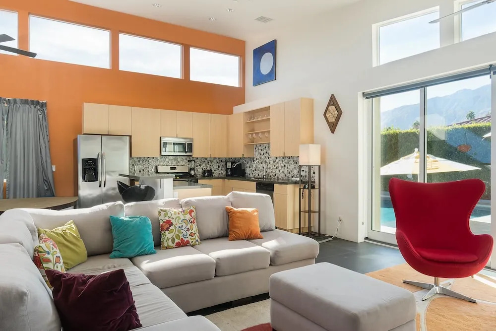 California Home 747 3 Bedrooms 3 Bathrooms Home