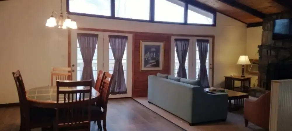 Gatlinburg Hideaway with Fireplace