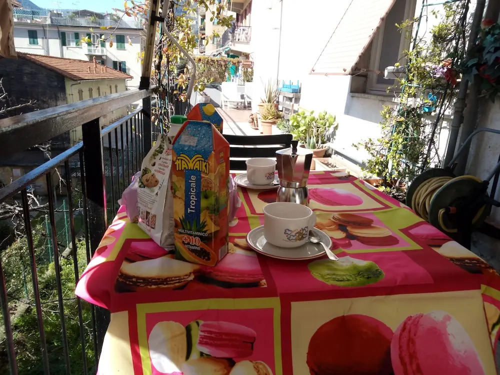 Cinque Terre Take Away