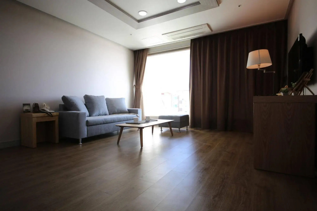 Hotel Aroha