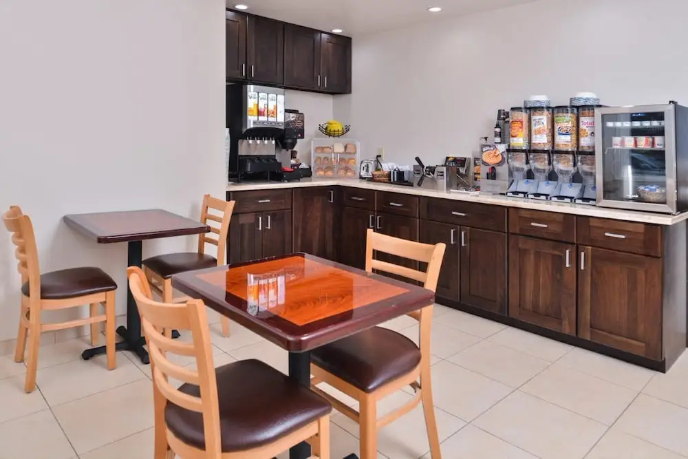 Americas Best Value Inn San Carlos