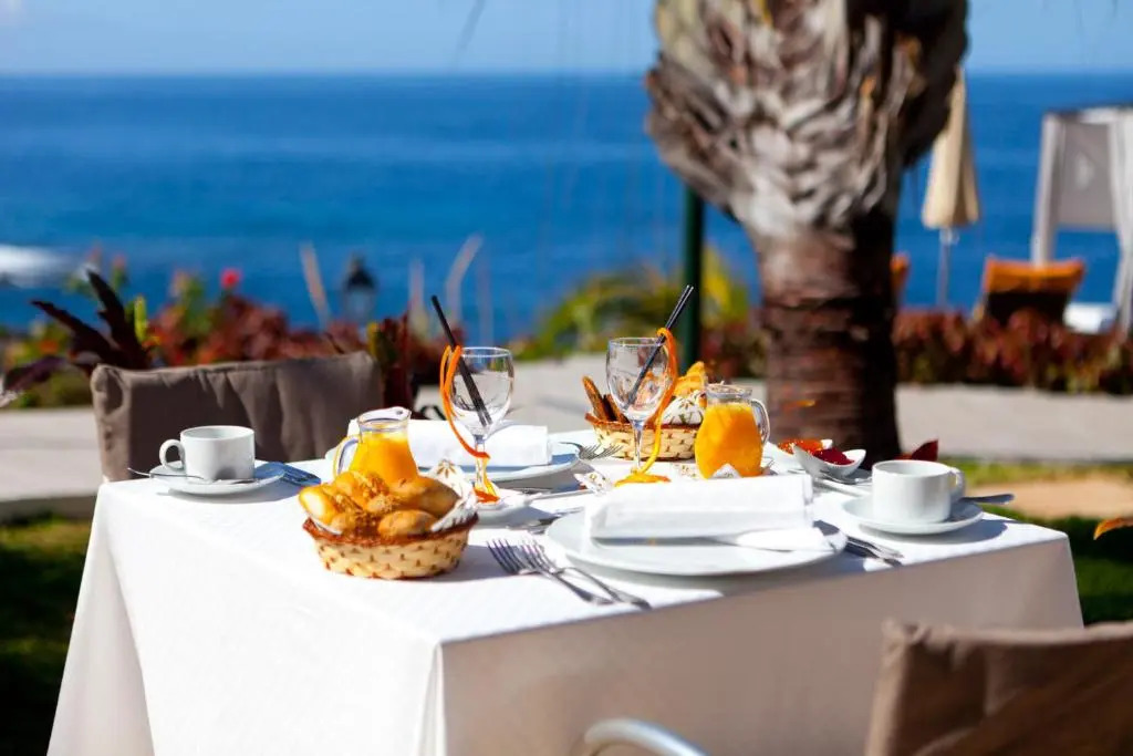 Adrián Hoteles Roca Nivaria
