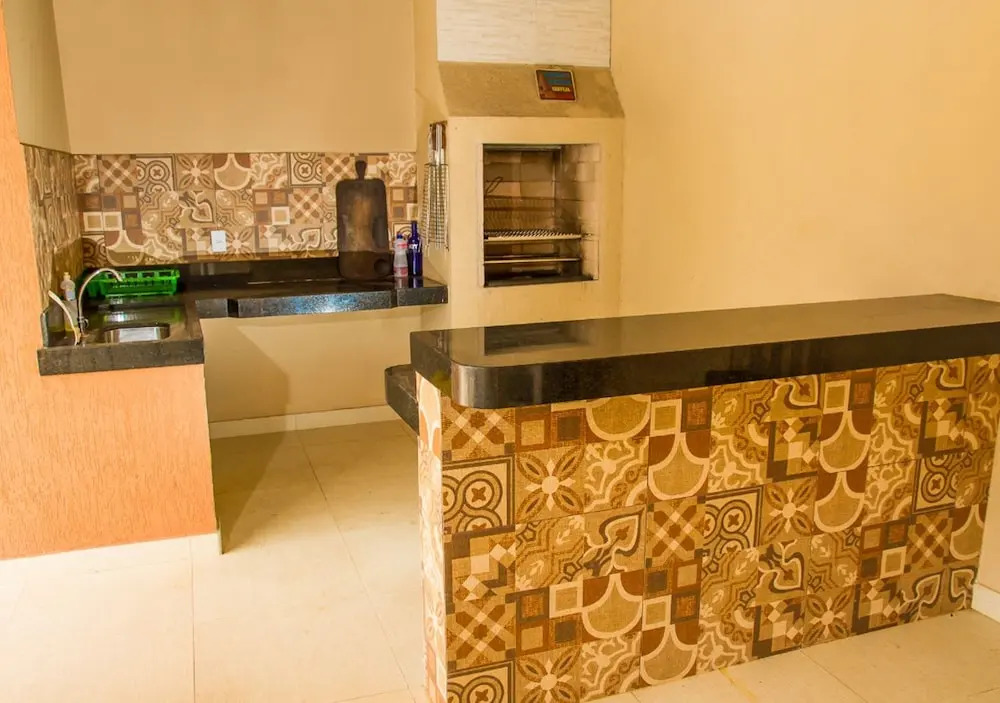 Casa na Praia de Mundaí com 4 quartos, piscina e área gourmet