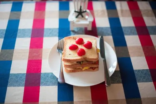 Haiyunjian Cafe Hostel