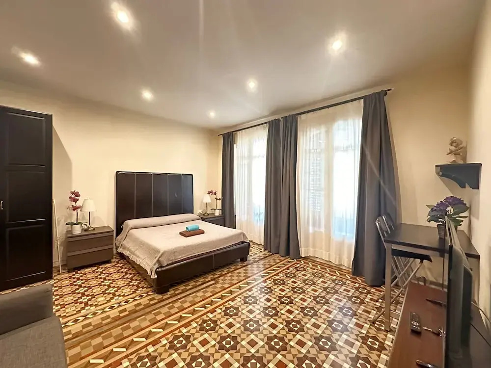Balmes rooms
