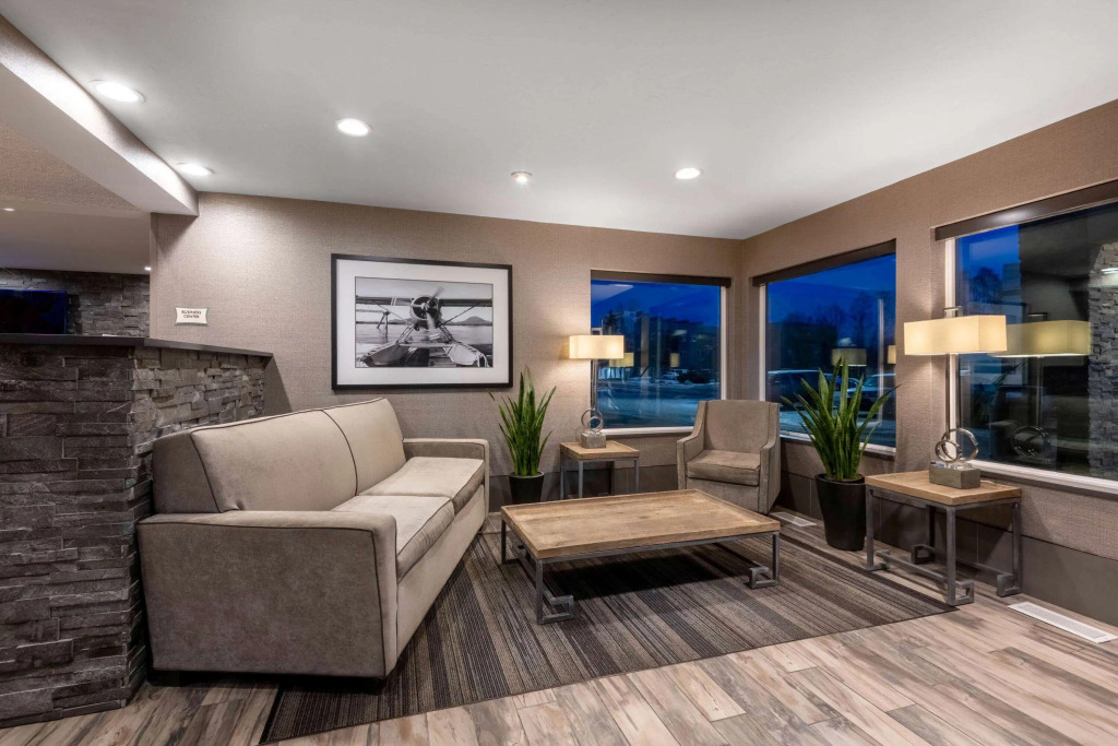 La Quinta by Wyndham Anchorage Airport