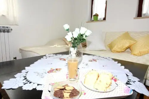 Apartments Jela