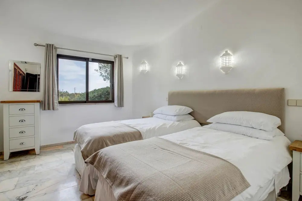 Casa Ryder Casa Ryder Short Walk From Marinha b