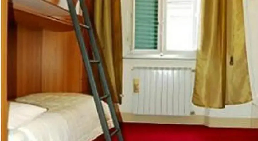 Via Vittorio Emanuele 60 (Adults Only)