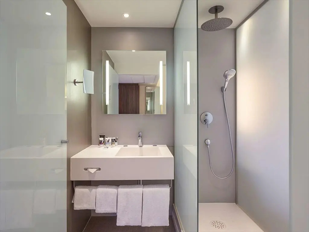 Mercure Paris Arc de Triomphe Etoile