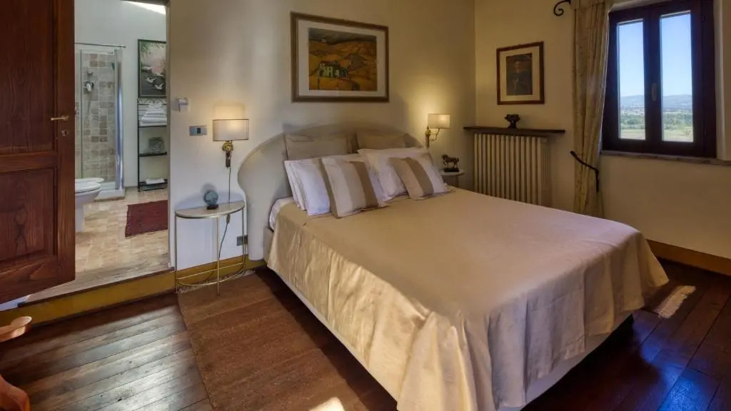 CASALE SANTA LUCIA 8&2, Emma Villas