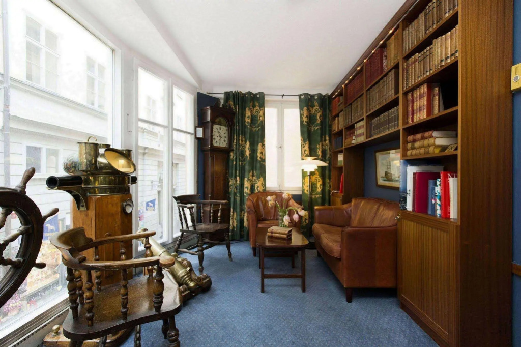 Lord Nelson Hotel