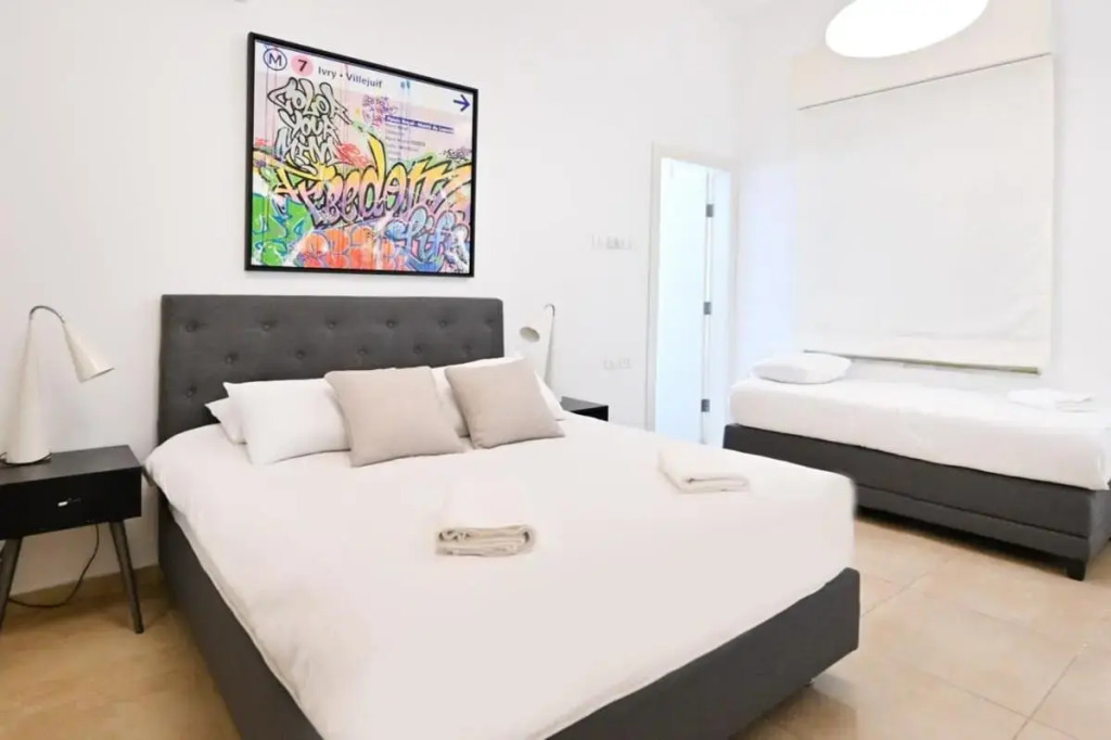 Amazing 2BR near the beach by HolyGuest