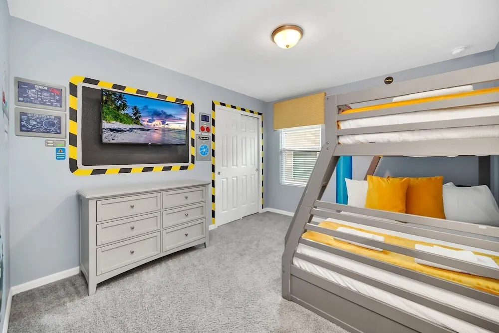 Luxury Villa SOUTH Facing Pool No Rear Neighbors Themed rooms theatre & Game Room #8SO8956