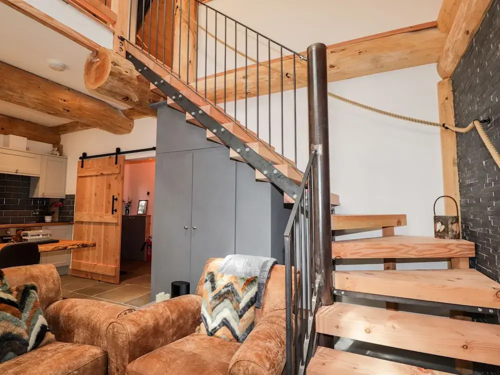 Pine Marten Lodge