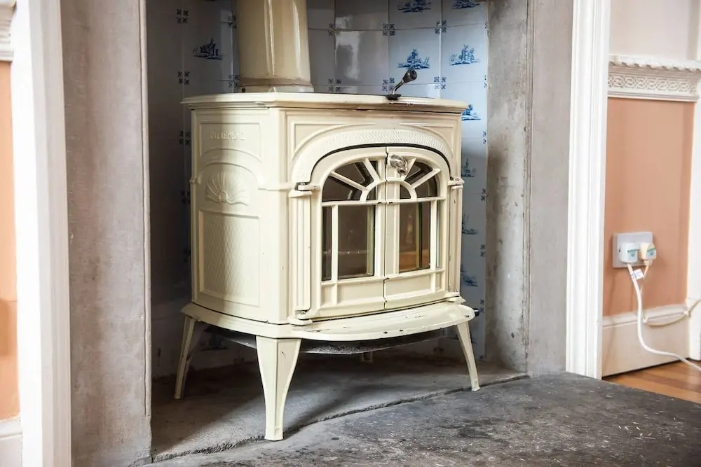 Cosy 2Br Top Floor Apt At Worlds End