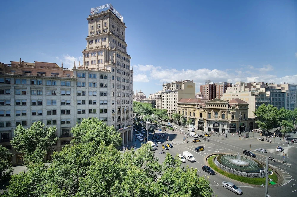 You Stylish Paseo De Gracia 2