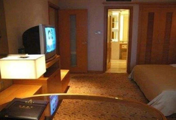 Yinlong Hotel