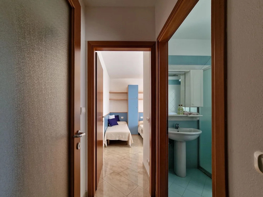 Lovely and Cozy Beachside Flat-beahost