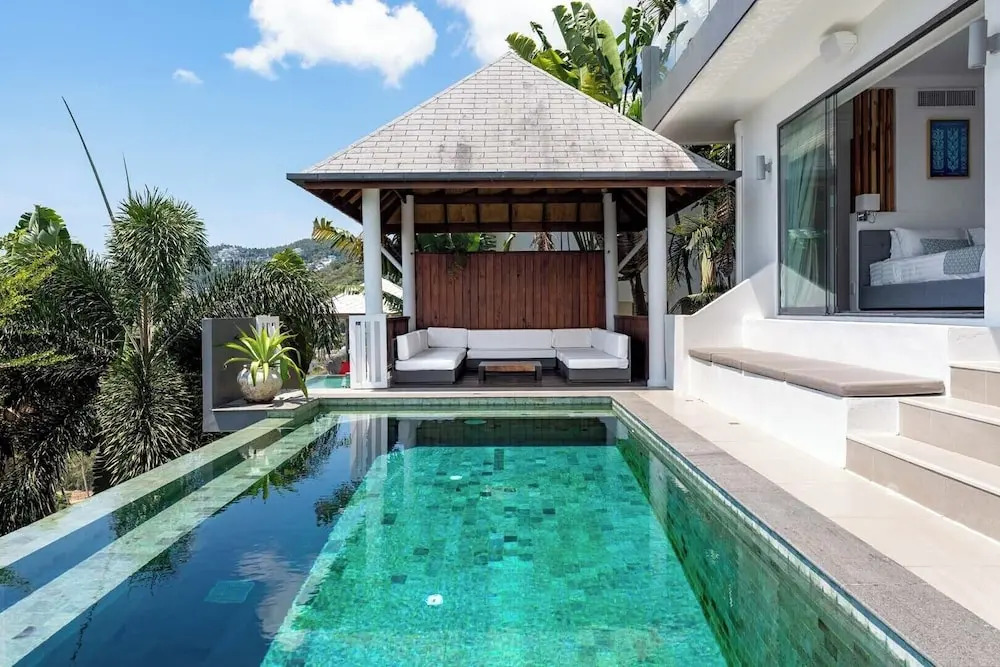 Serene Escape Balcony Villa in Chaweng KBR20