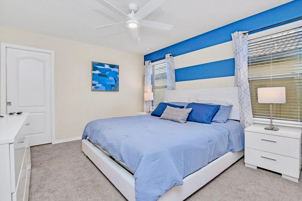 8BR Home w Private Pool Hot Tub Netflix