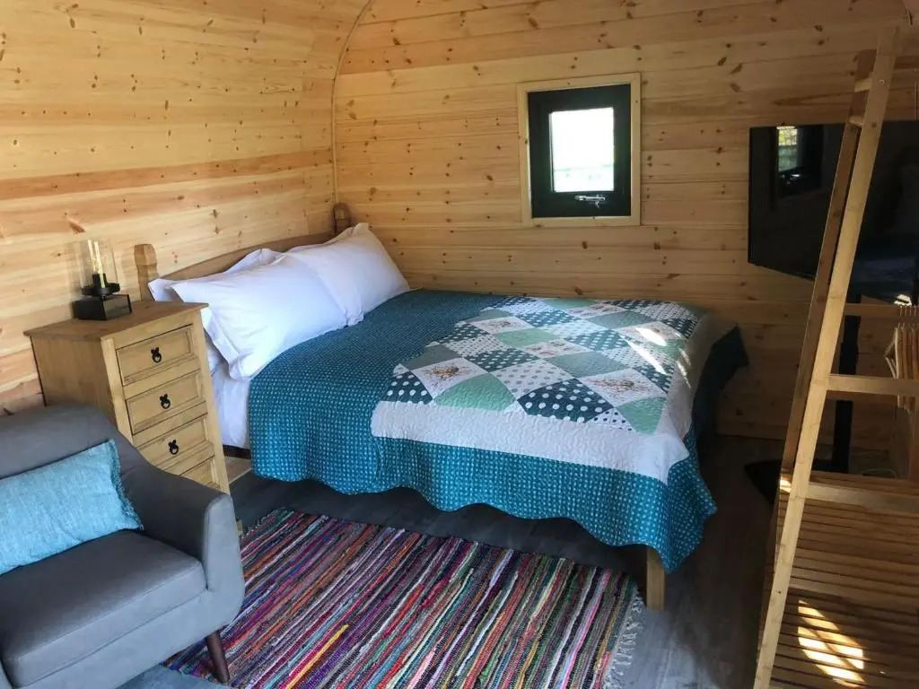 Oak Lodge Pods
