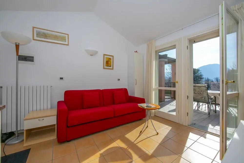 Porto Letizia Ortensia 8