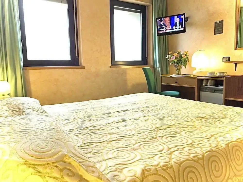 Hotel Ristorante SASSO
