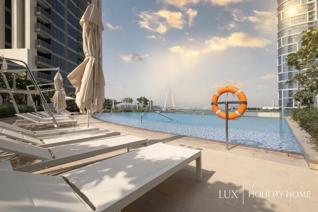 LUX 52 42 Deluxe Island view suite