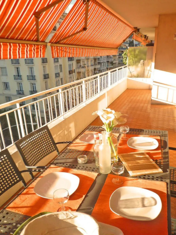 Bottero Terrasse by Nestor&Jeeves