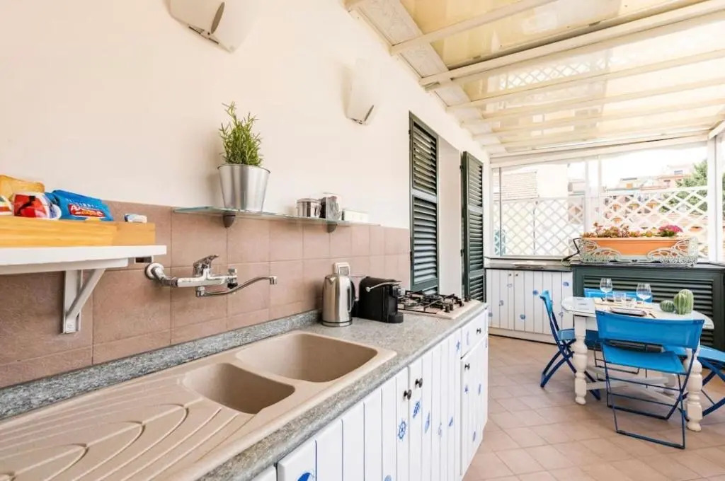 Suite in Centro Storico a Loano con GARAGE