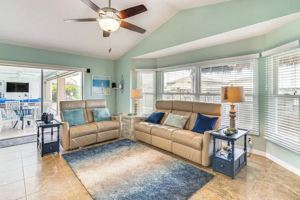 Heated Saltwater Pool & Dock: Port Charlotte Home
