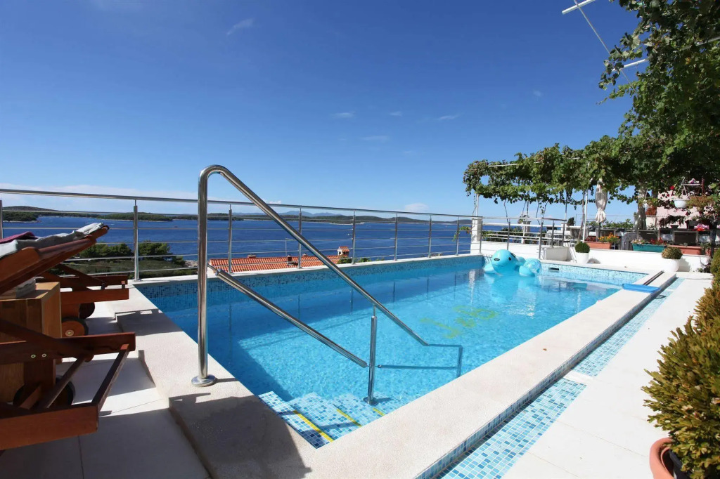 J&B Holiday House Hvar
