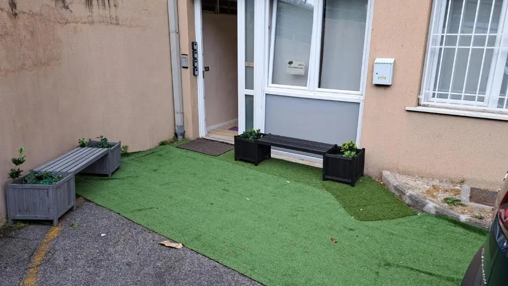 Ampio bilocale seminterrato 80mq
