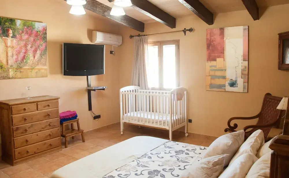 House With 4 Bedrooms in Sencelles, With Wonderful Mountain View, Private Pool, Enclosed Garden - 30 km From the Beach