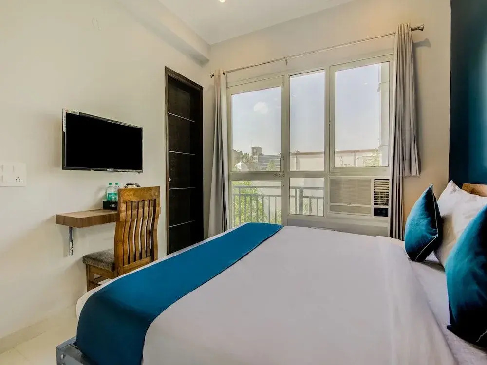 Silverkey Executive Stays 19653 Star Mall