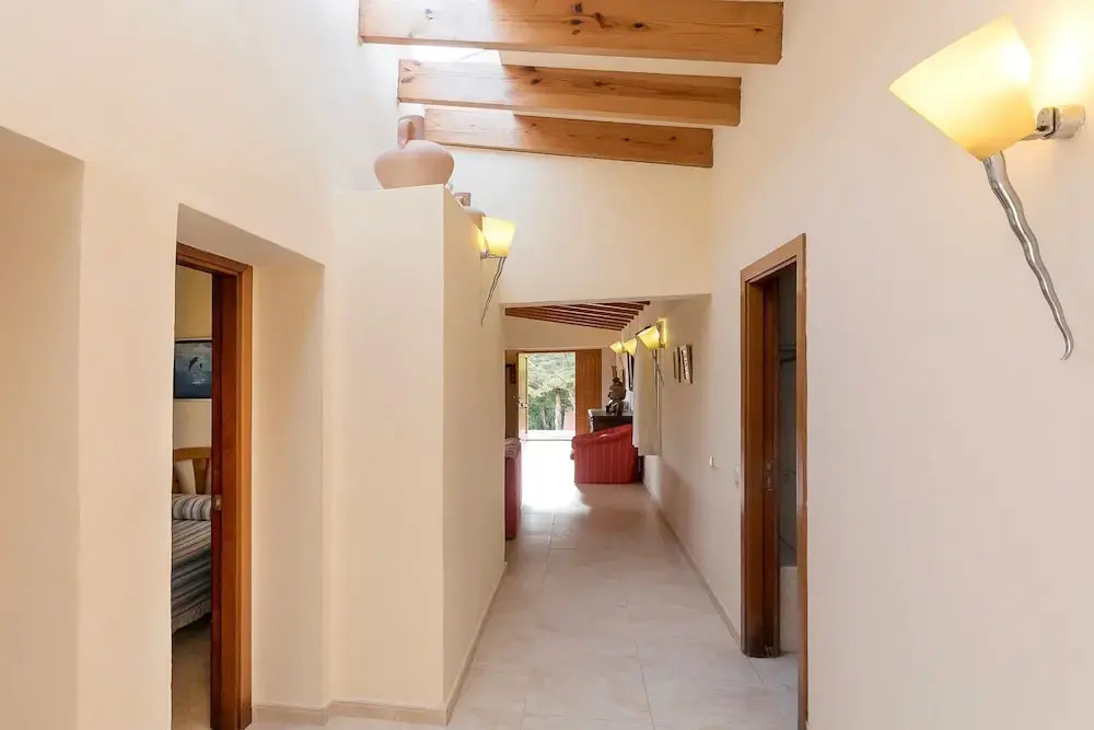 Villa Sol Post
