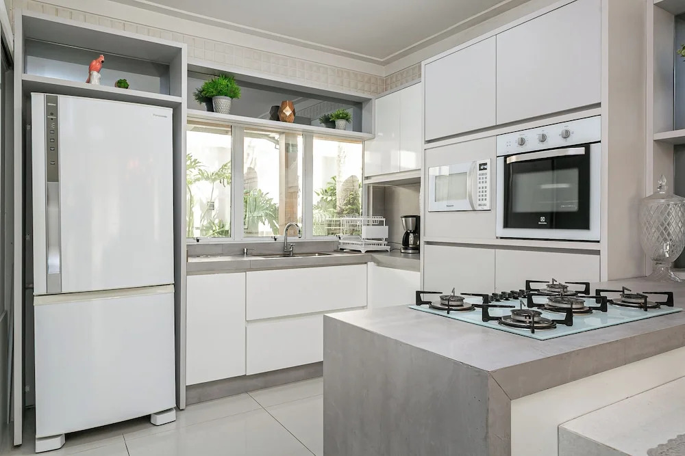 Elegante Casa com Piscina - Canasvieiras