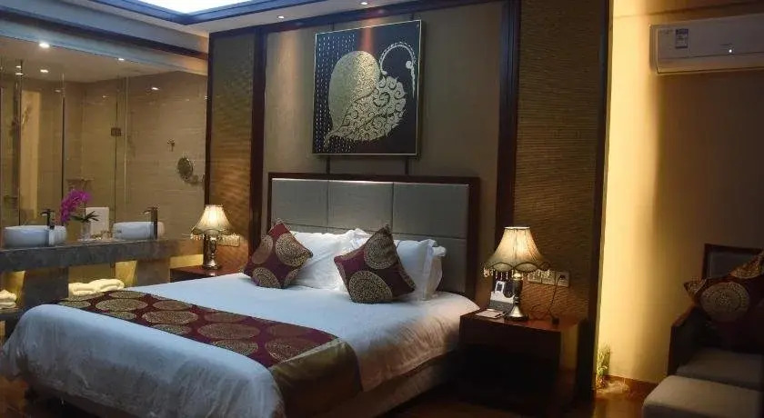 Qionghai Xiangshang Aihua Hotel