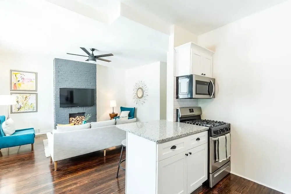 Delta View Retreat Suites