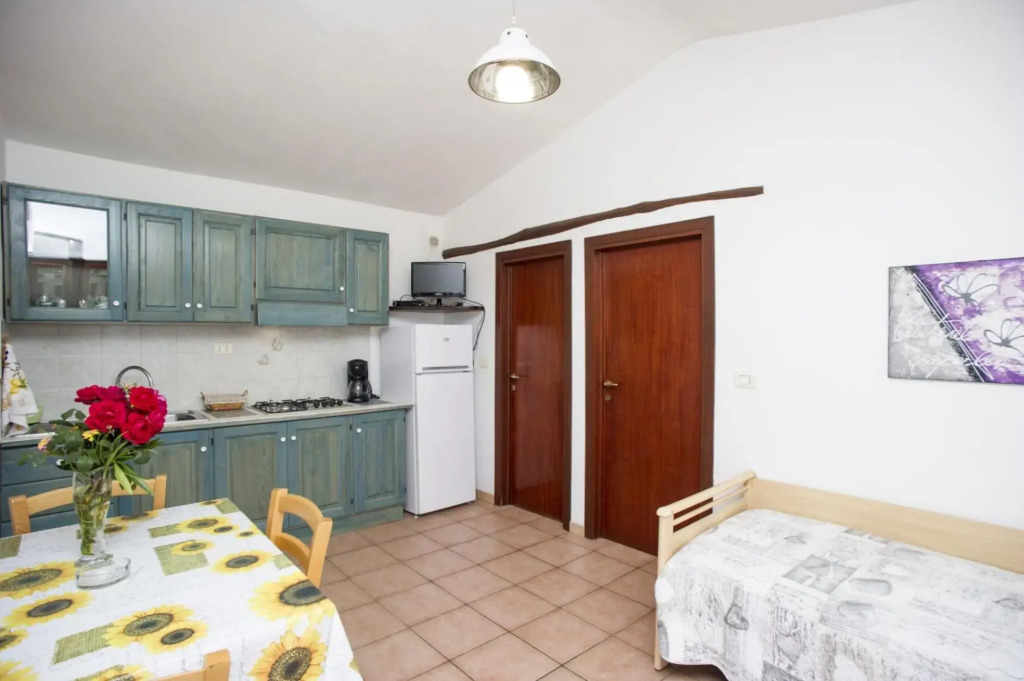 Apartment Two-room Number 4 on the seafront of Morcone-MORCONE BILO N° 4